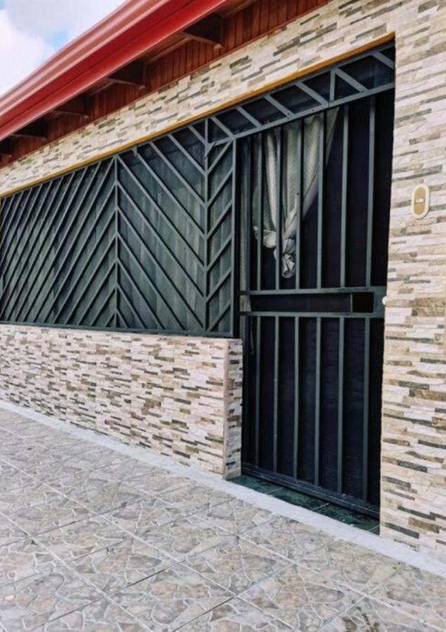 Casa Kros Quepos Exterior foto